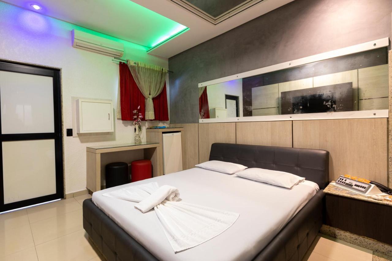 Troia Motel Фос-ду-Игуасу Экстерьер фото