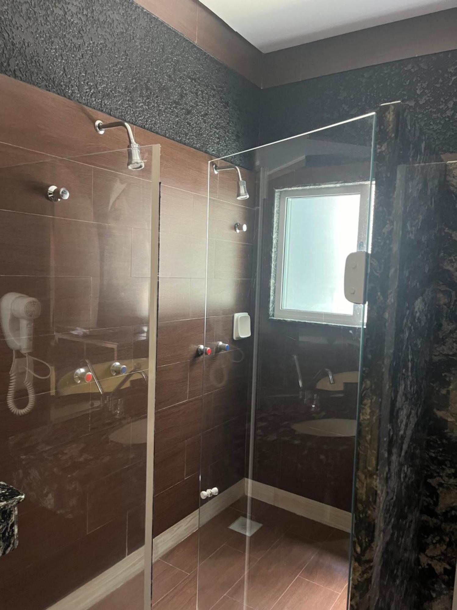 Troia Motel Фос-ду-Игуасу Экстерьер фото